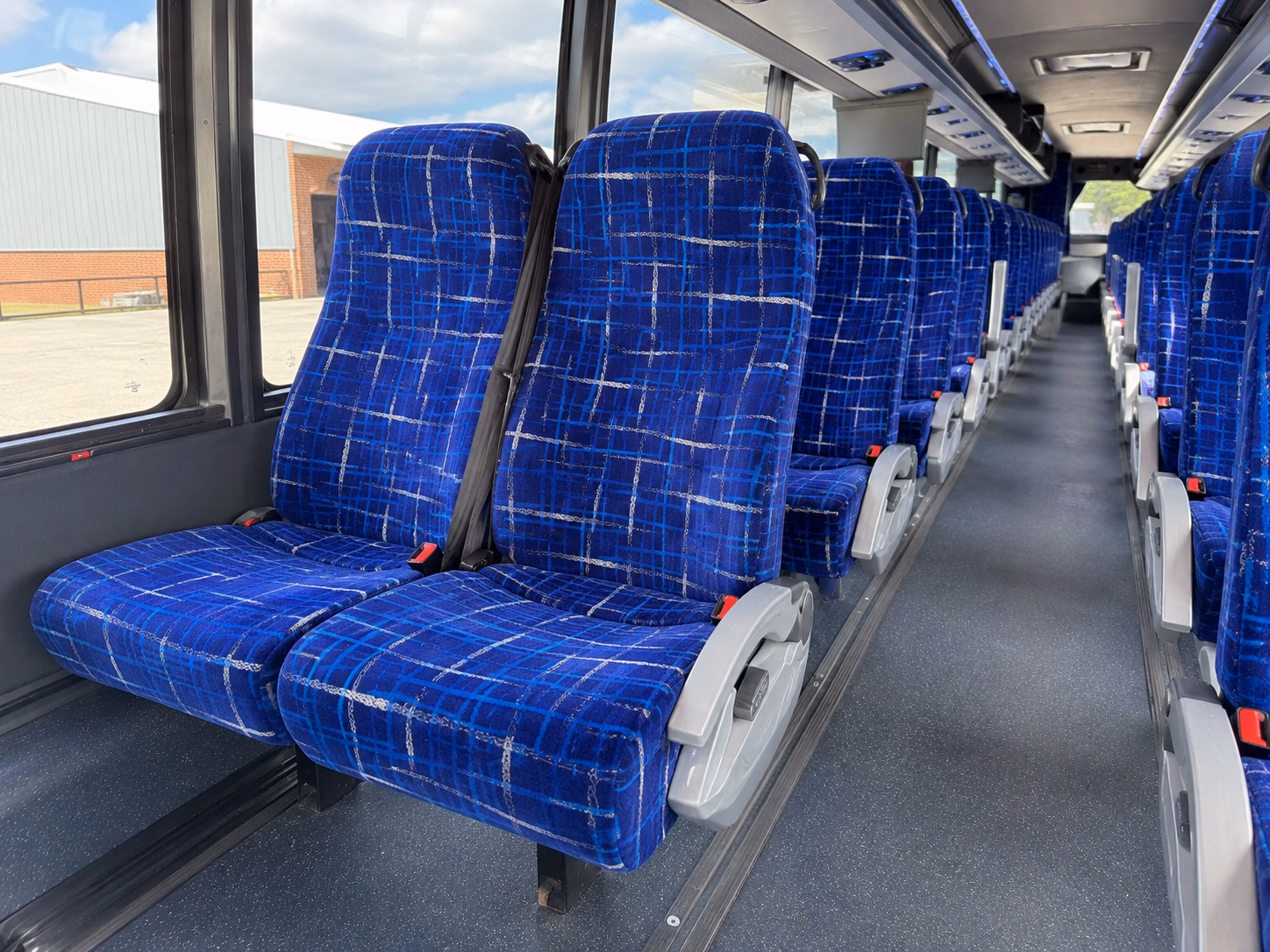 how the distance and duration of your trip affect charter bus rates in edinburg